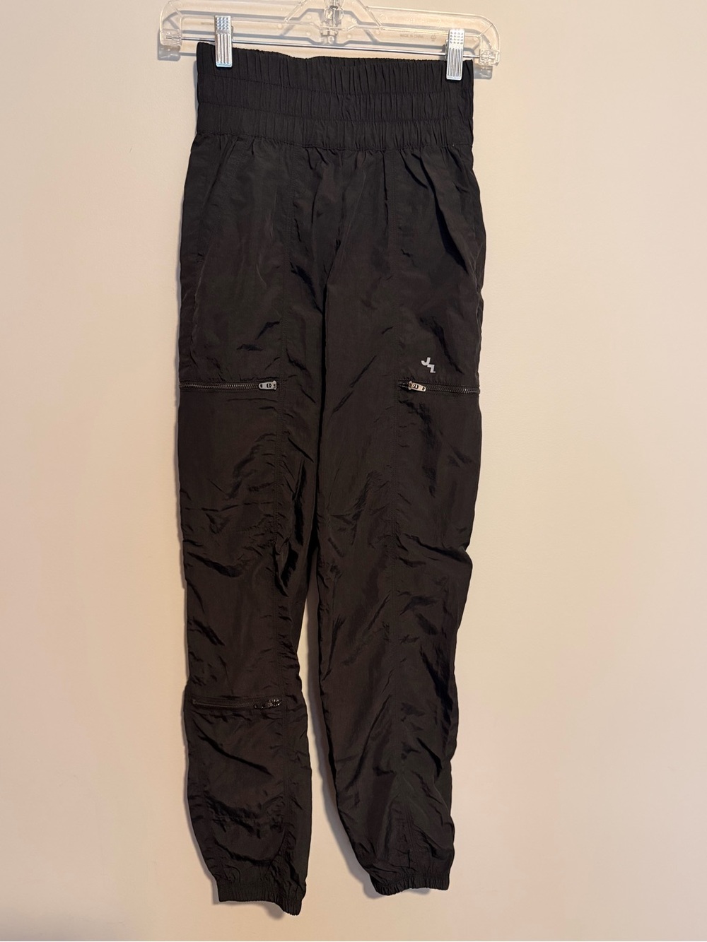 Joy Lab Black Pant Womans Zipper Pockets Wind Jogger Activewear - Size XXS